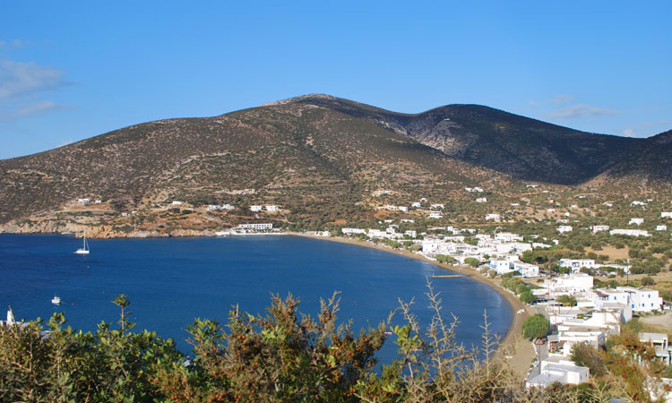 Sifnos hotels. Contact with Ostria studios in Sifnos